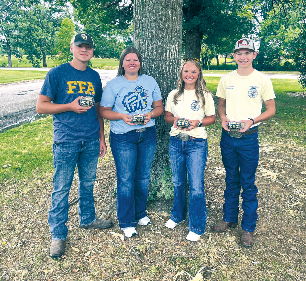 FFA Rangeland Team receives belt buckles